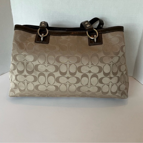 Authentic COACH Signature “PENELOPE” Shoulder Bag Front Turnkey Pocket - Picture 9 of 11